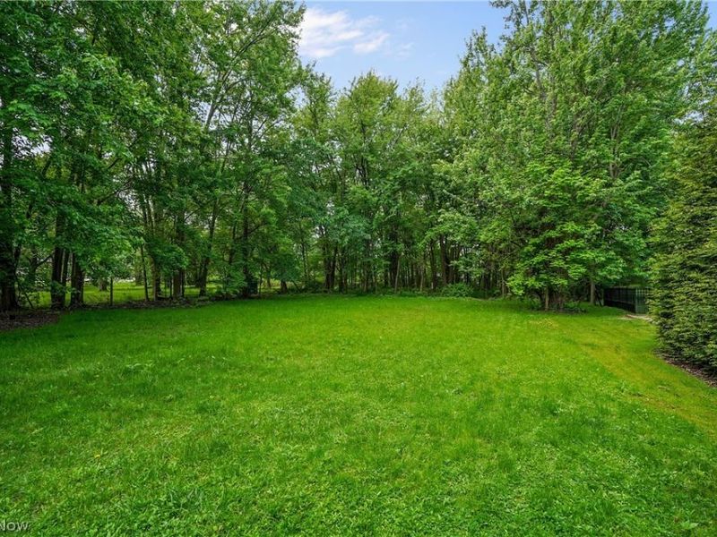 4160 Columbia Road, North Olmsted, OH 44070 Photo 11
