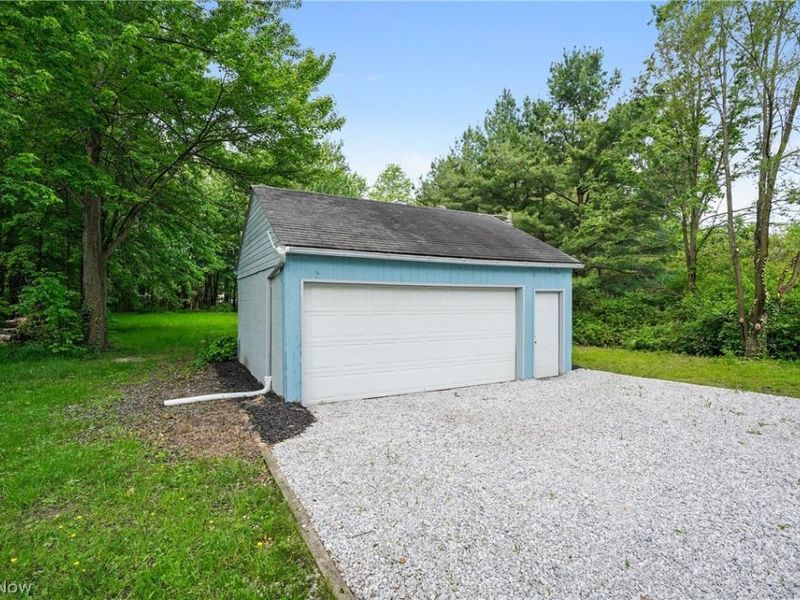 4160 Columbia Road, North Olmsted, OH 44070 Photo 43