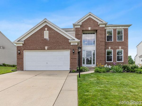 6939 Dale Hollow Drive SE, Caledonia, MI 49316