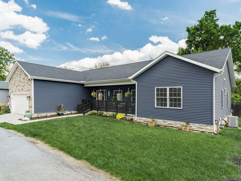 431 W Johnstown Road, Columbus, OH 43230 Photo 1