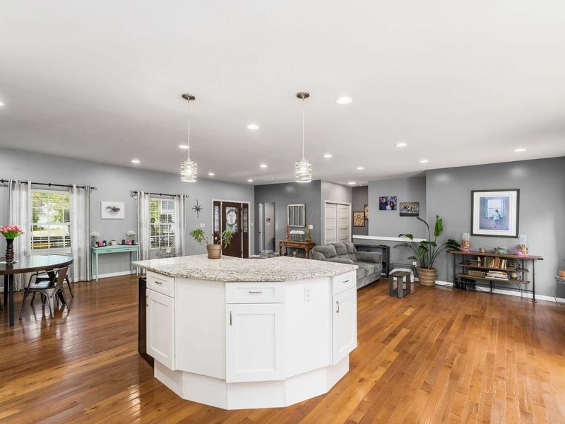 431 W Johnstown Road, Columbus, OH 43230 Photo 15