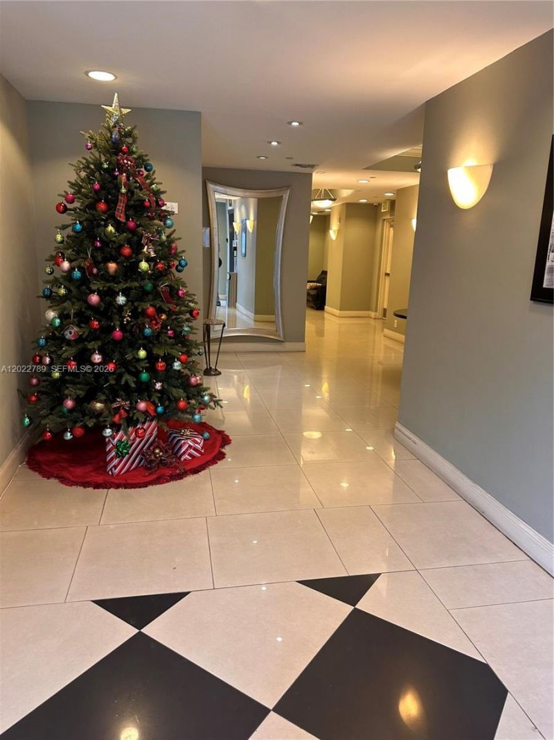 111 E Flagler St , Unit 410, Miami, FL 33131 Photo