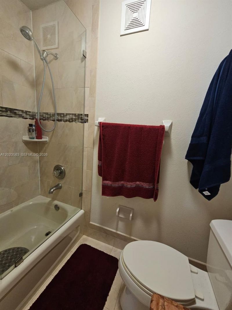 8960 W Flagler St , Unit 3, Miami, FL 33174 Photo