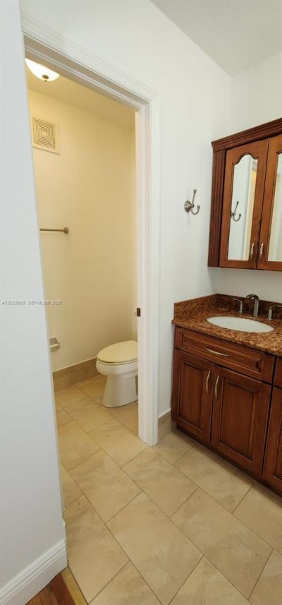 8960 W Flagler St, Unit 3, Miami, FL 33174 Photo