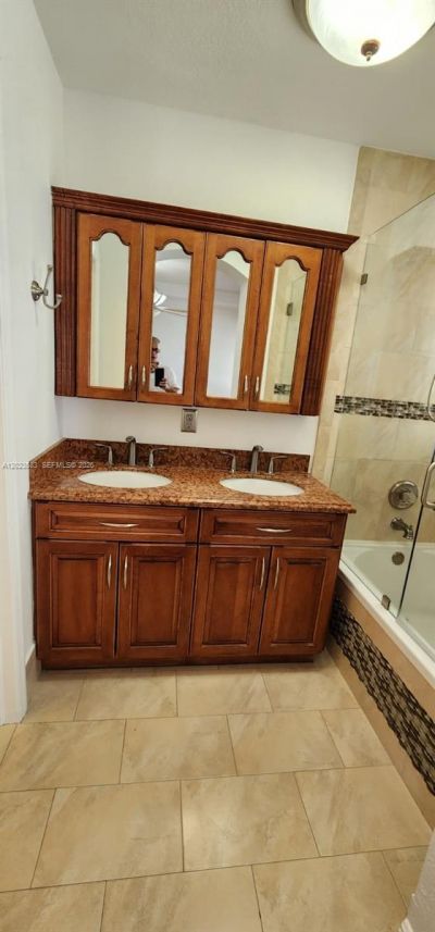 8960 W Flagler St, Unit 3, Miami, FL 33174 Photo