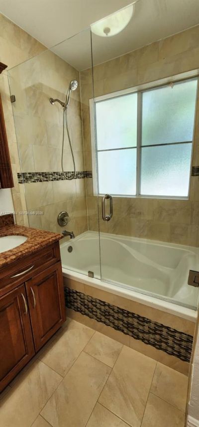 8960 W Flagler St, Unit 3, Miami, FL 33174 Photo