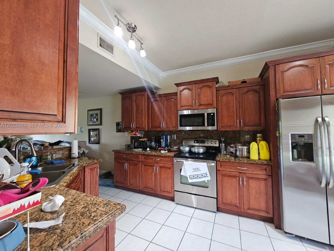 8960 W Flagler St , Unit 3, Miami, FL 33174 Photo