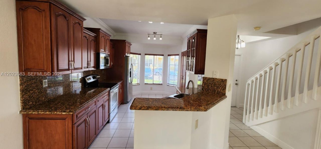 8960 W Flagler St, Unit 3, Miami, FL 33174 Photo