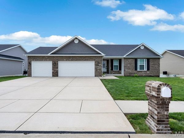 1018 Creekside Drive , Waterloo, IL 62298