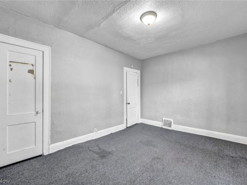 840 Work Drive , Akron, OH 44320 Photo 18