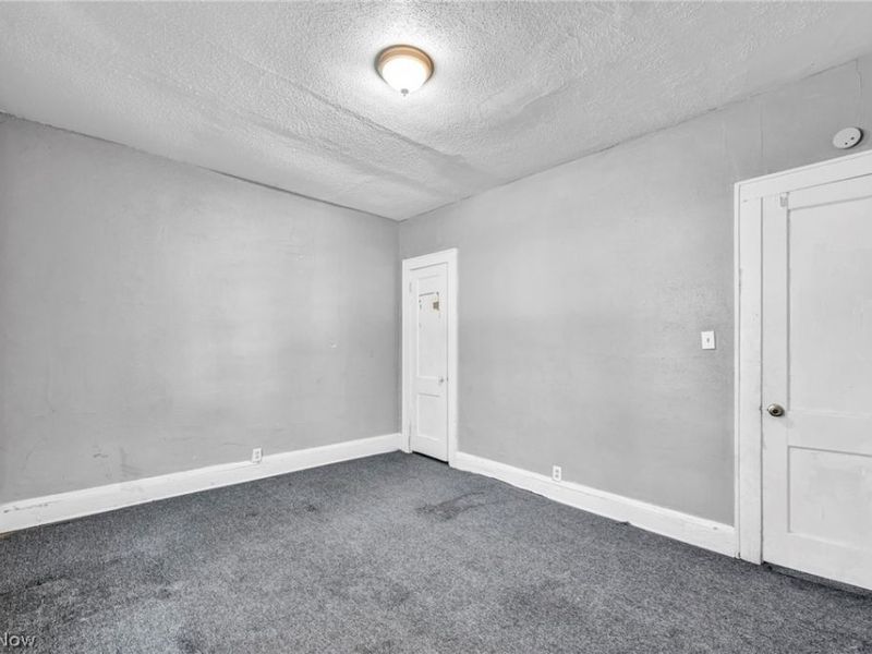 840 Work Drive , Akron, OH 44320 Photo 19