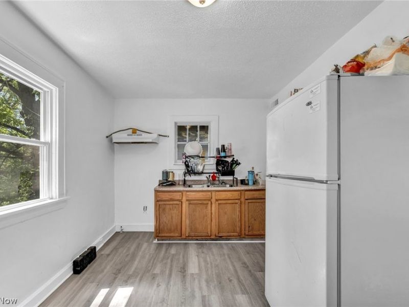 840 Work Drive , Akron, OH 44320 Photo 22
