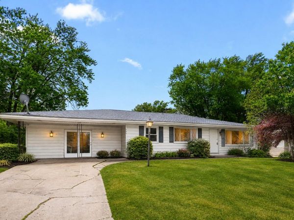 766 Fremont Road , Valparaiso, IN 46385