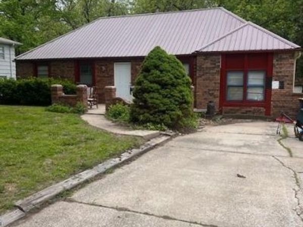 6907 NW 72nd Terrace, Kansas City, MO 64152