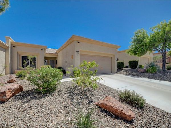 10625 Mission Lakes Avenue , Las Vegas, NV 89134