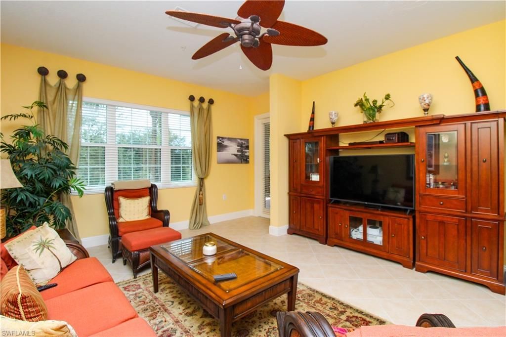 9224 Campanile Cir, Unit 203, Naples, FL 34114 Photo