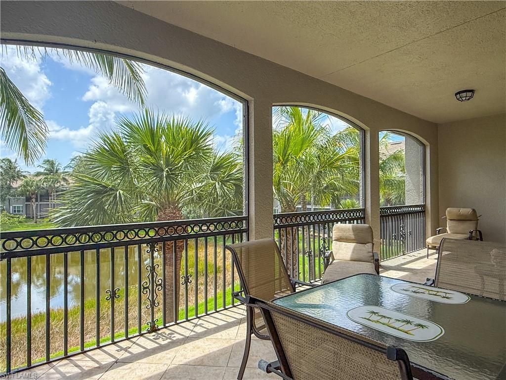 9224 Campanile Cir, Unit 203, Naples, FL 34114 Photo