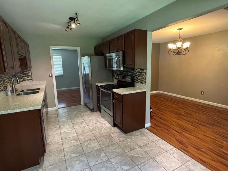 973 seminole, Milford, OH 45150 Photo 3