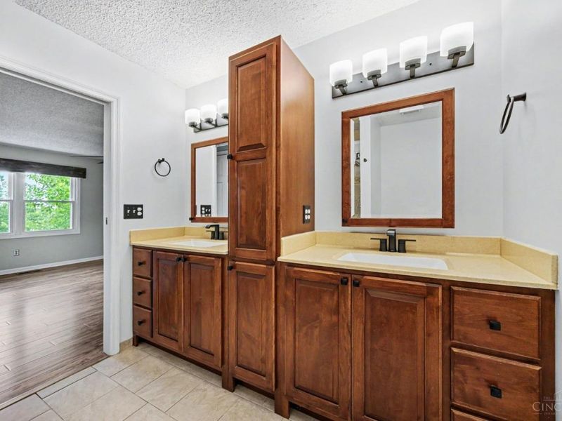42 Carousel, Fairfield, OH 45014 Photo 16