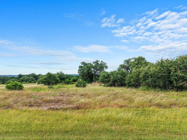 650 Strada Luca, Florence, TX 76527