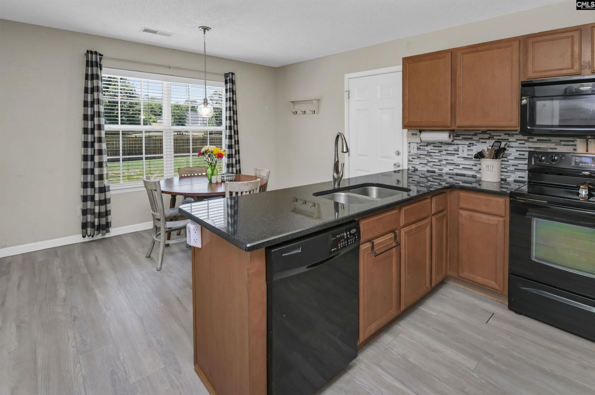 279 Hunters Mill Drive  Photo 9