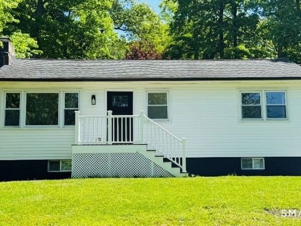 8 Rustic, Ridgefield, CT 06877
