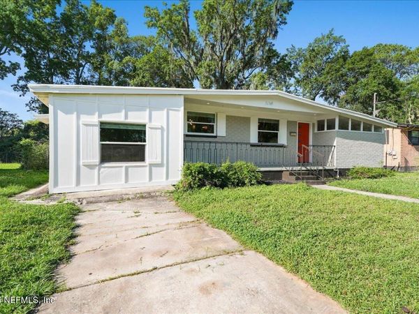 5068 ANDREW ROBINSON Drive, Jacksonville, FL 32209