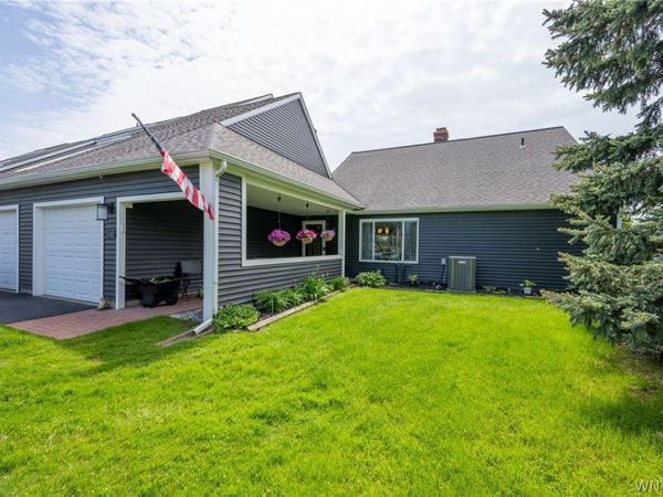 3142 E River Road, Grand Island, NY 14072