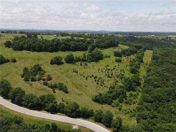 32701 Highway 295 , Hindsville, AR 72738