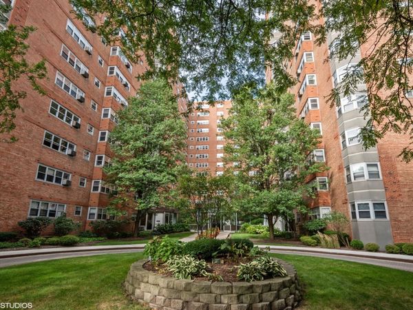 4950 N Marine Drive, Unit 405, Chicago, IL 60640