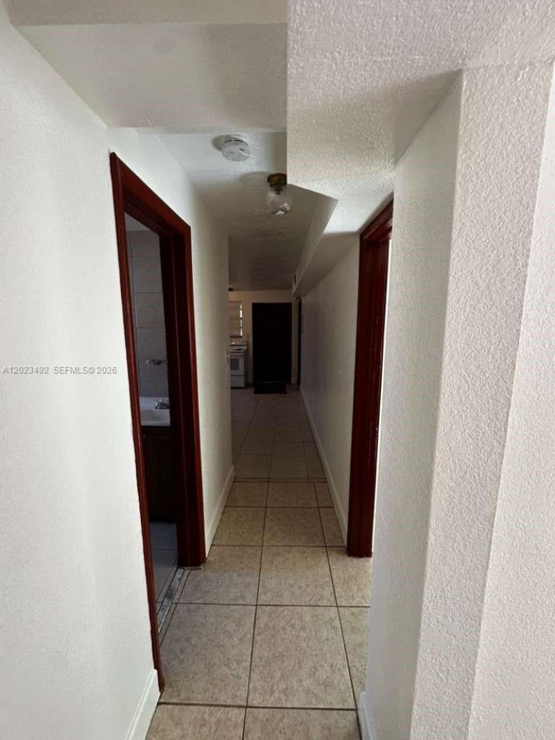2221 NW 6th Ct, Fort Lauderdale, FL 33311 Photo