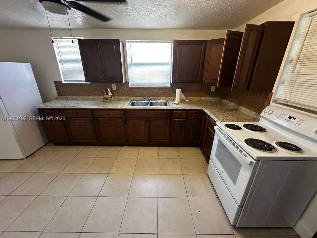 2221 NW 6th Ct, Fort Lauderdale, FL 33311 Photo