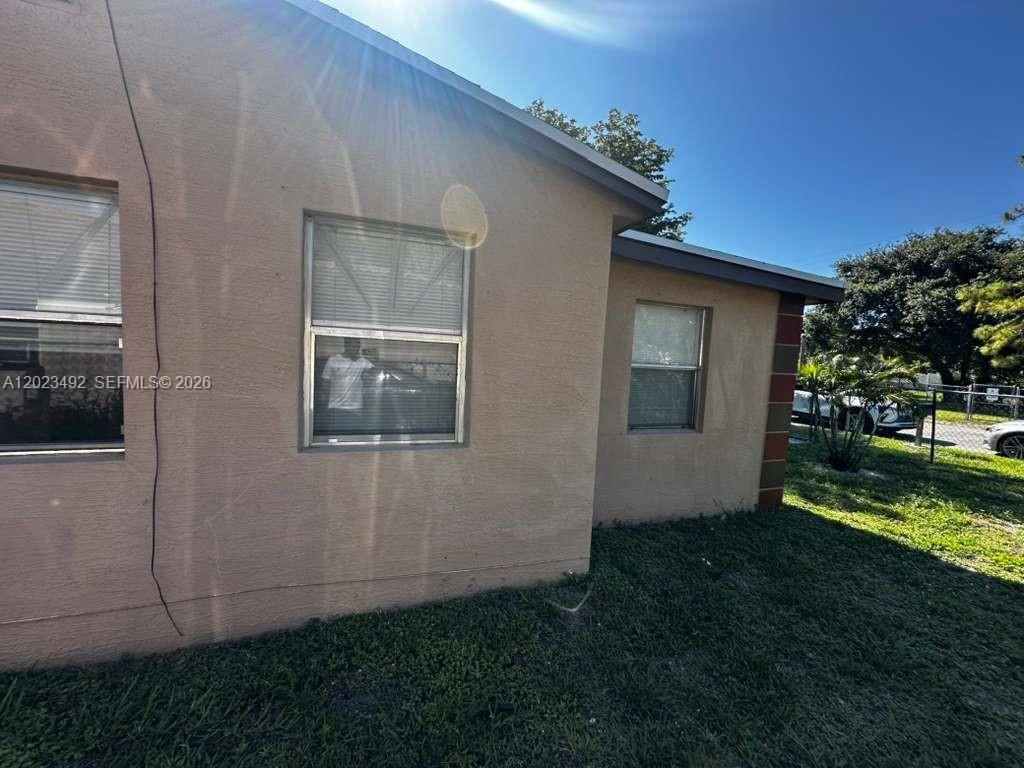 2221 NW 6th Ct, Fort Lauderdale, FL 33311 Photo