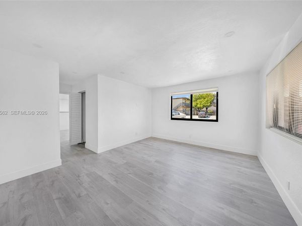 920 NW 8th Ave, Unit 3, Pompano Beach, FL 33060