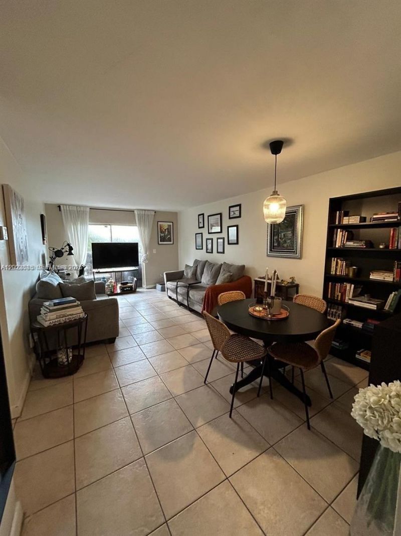 8550 SW 109th Ave , Unit 5-119, Miami, FL 33173 Photo