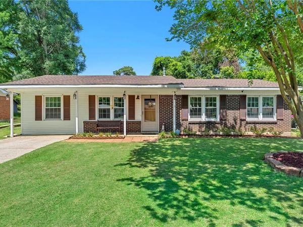 657 Raines Drive, Mobile, AL 36609
