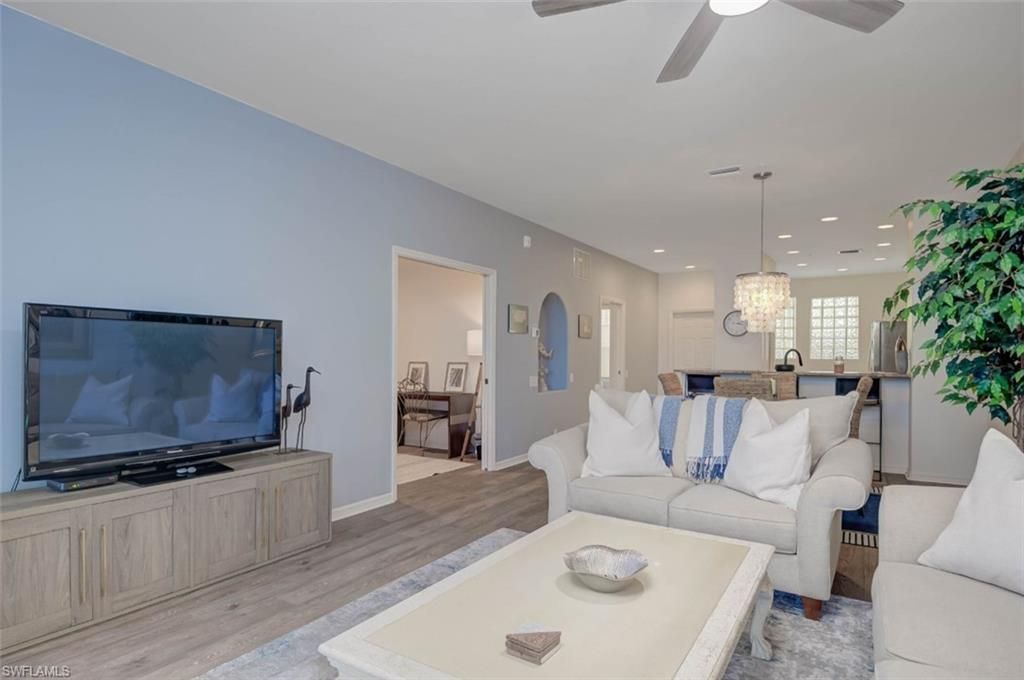 8223 Parkstone Pl, Unit 102, Naples, FL 34120 Photo