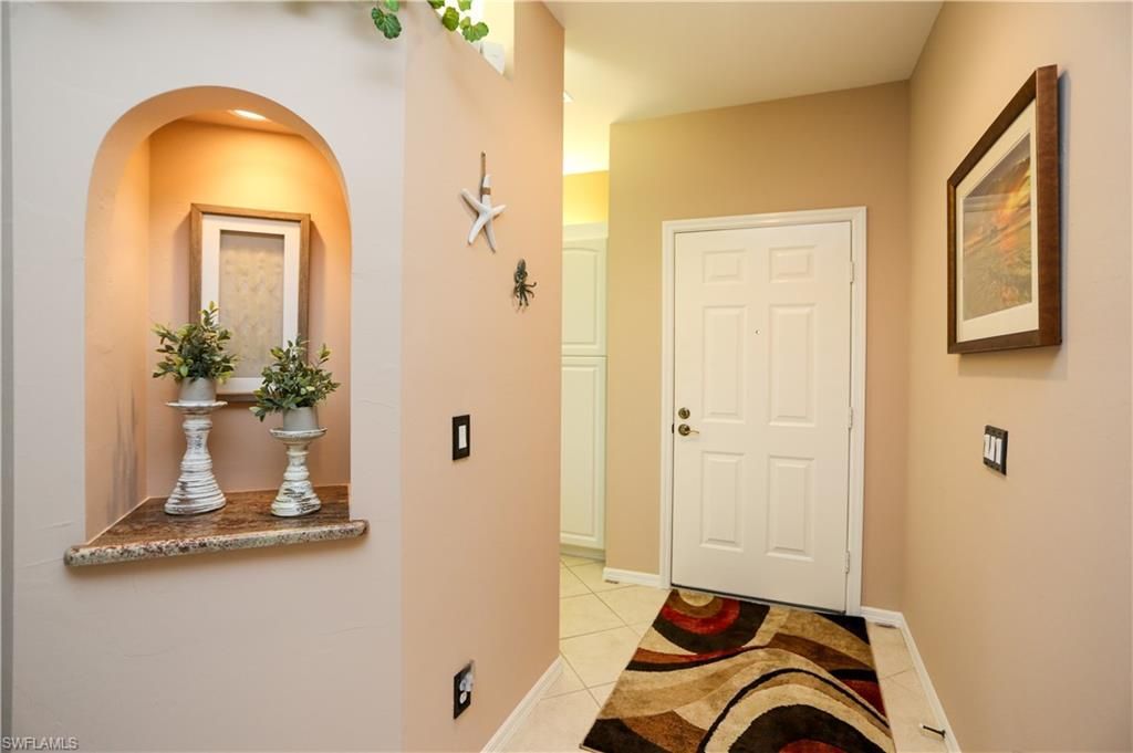 5885 Three Iron Dr, Unit 1102, Naples, FL 34110 Photo