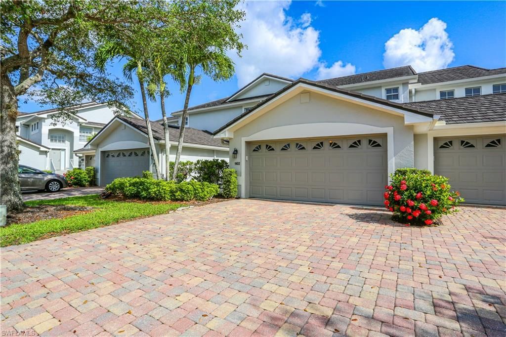 5885 Three Iron Dr, Unit 1102, Naples, FL 34110 Photo
