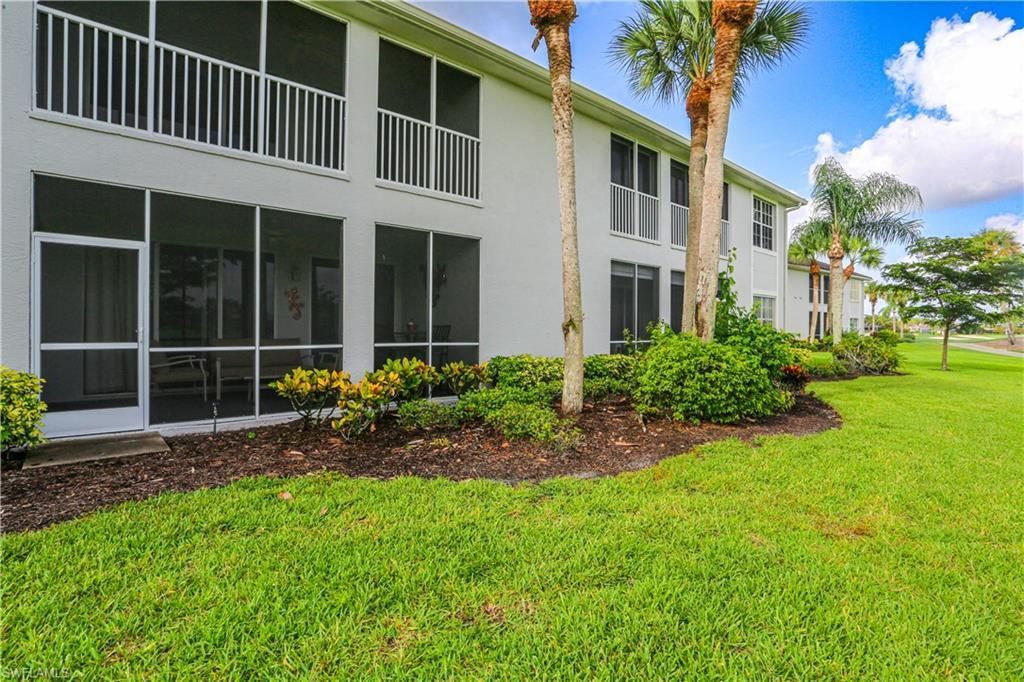 5885 Three Iron Dr, Unit 1102, Naples, FL 34110 Photo