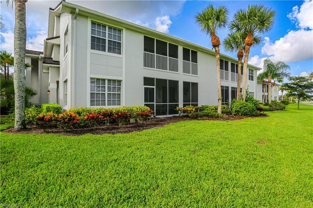 5885 Three Iron Dr, Unit 1102, Naples, FL 34110 Photo
