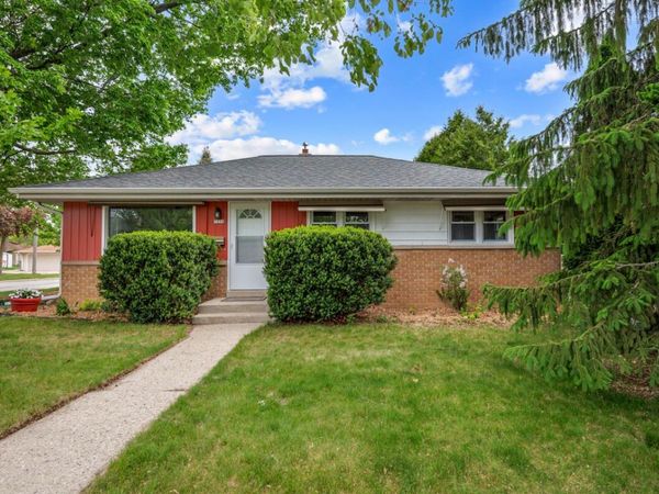 7210 W Morgan AVENUE, Milwaukee, WI 53220