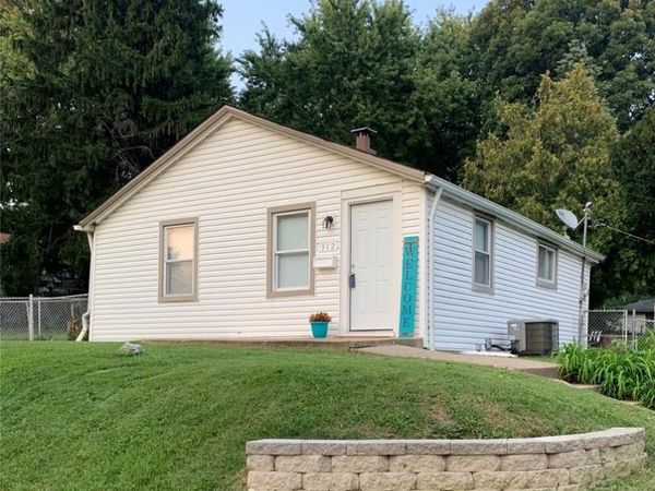 312 Superior Drive , Ferguson, MO 63135