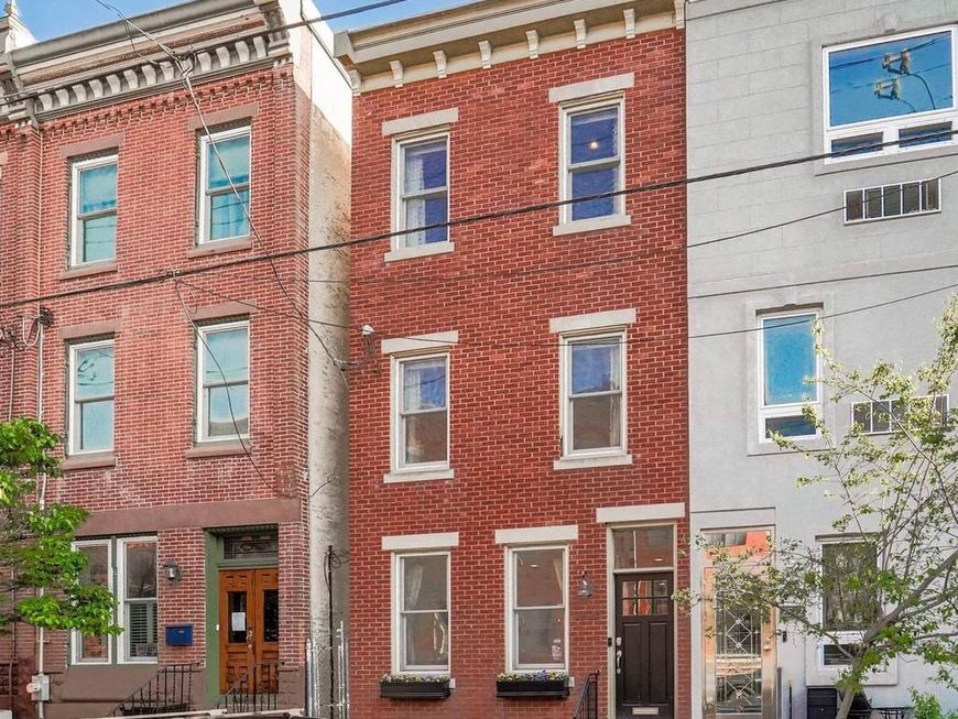 2520 Brown Street, Philadelphia, PA 19130 Main Photo