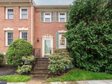 10139 OAKWOOD CHASE COURT, OAKTON, VA 22124