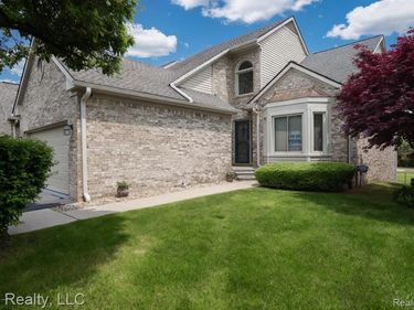 45317 Stonehedge Drive, Plymouth Twp, MI 48170