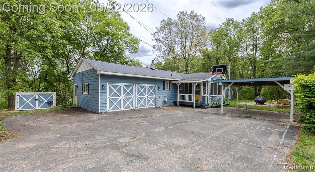 1440 Harding Avenue , Orion Township, MI 48362 Main Photo
