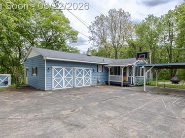 1440 Harding Avenue, Orion Twp, MI 48362