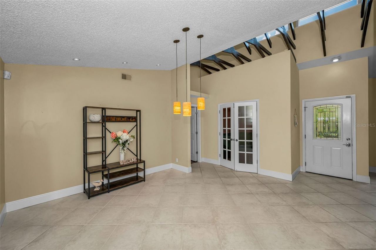 2330 Barton Lane, Clearwater, FL 33759 Photo