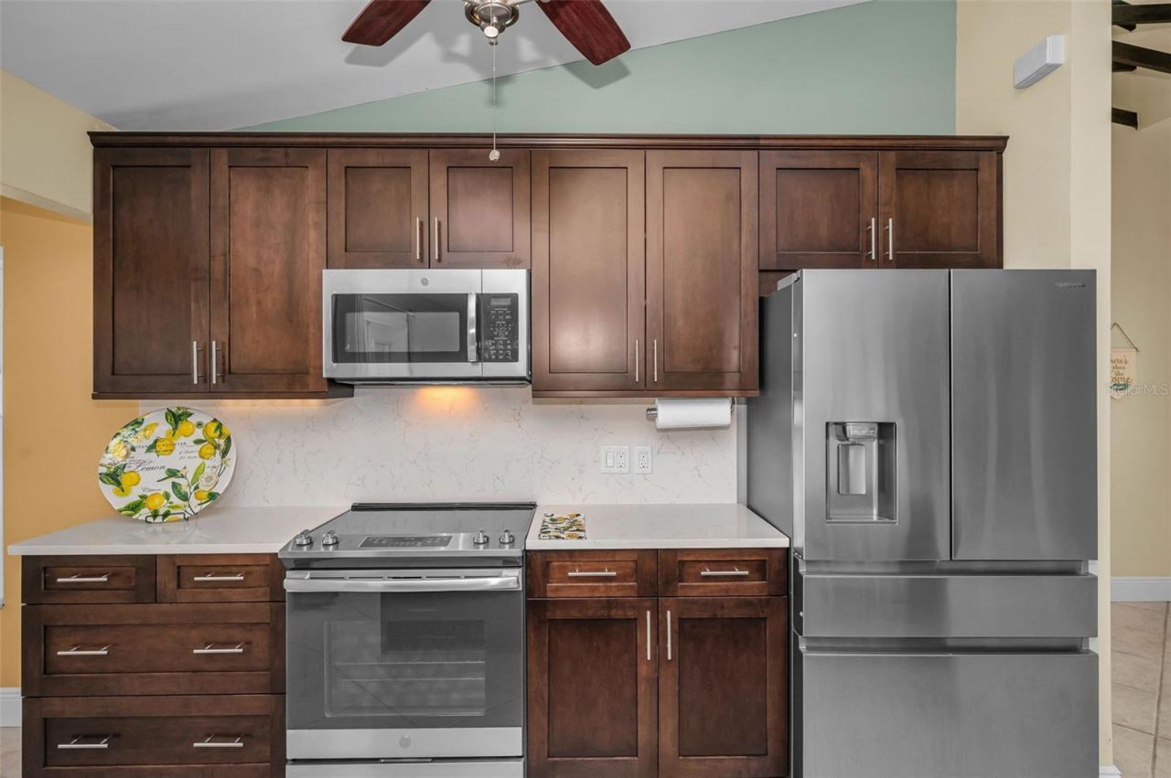 2330 Barton Lane, Clearwater, FL 33759 Photo